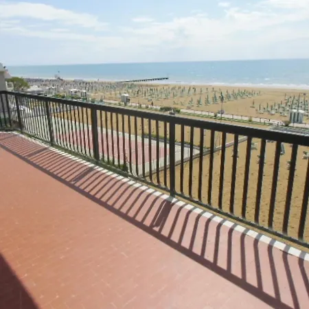 Il Panfilo Sul Mare * Lido di Jesolo